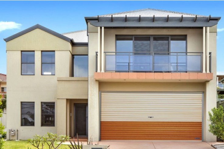 cua-cuon-thep-tam-lien-austroll_1526282437 (1)